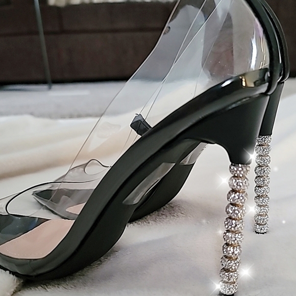 Just in Clear Sinderella Heel Court glitter Pumps - Picture 4 of 6